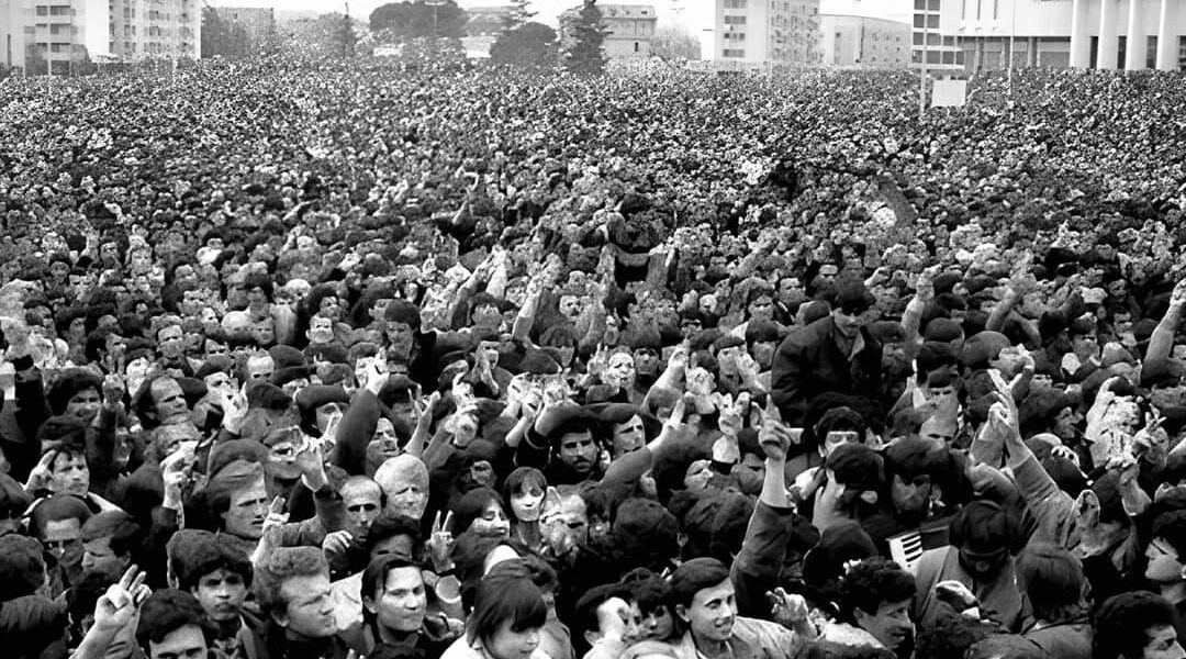 32 vite nga fitorja e parë e PD, Basha: Domosdoshmëri një 22 Mars i dytë, idealizmi dhe entuziazmi i atyre viteve ka nevojë të rindizet edhe një herë. PD do rikthejë shpresën