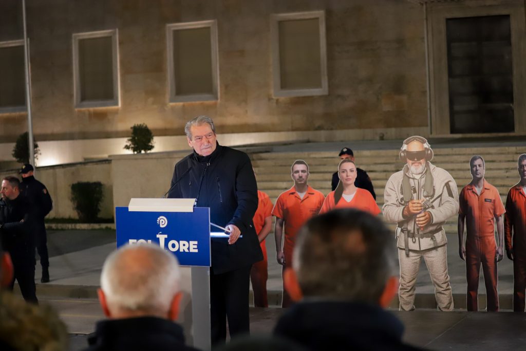 Berisha fton qytetarët në protestë më 24 janar: Të krijojmë një front të vërtetë opozitar për të përmbysur narko-diktaturën