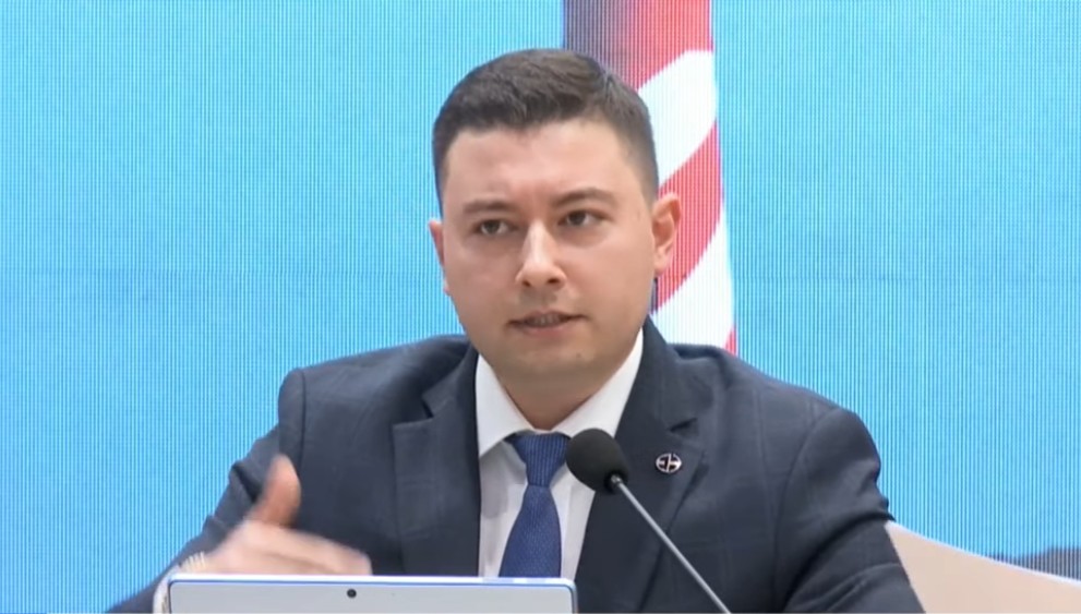 Nikola Kedhi: Interporti, çelësi për Shqipërinë prodhuese dhe daljen nga modeli i sotëm