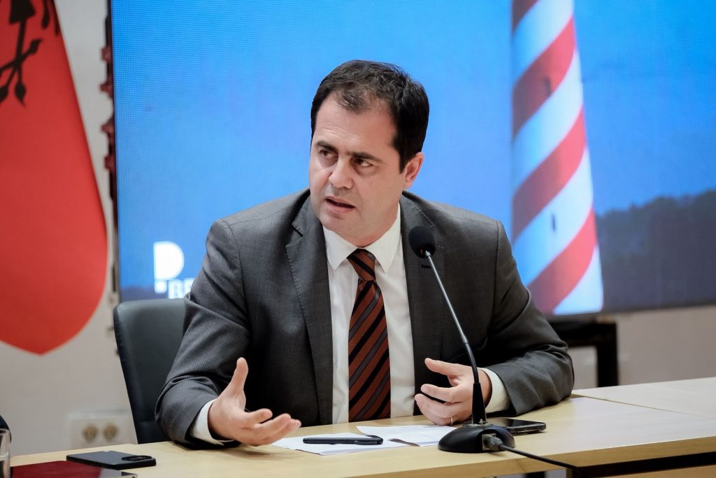 Porti i Durrësit/ Bylykbashi: Aset strategjik kombëtar nën rrezik dhe mungesë vizioni shtetëror