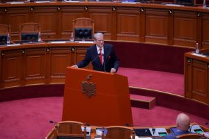 Berisha: Dorëzoni Lubinë në Prokurori dhe gjykatë, sepse ky raport është absolutisht damkosës për lidhjet e fuqishme me krimin dhe mbrojtjen e korrupsionit
