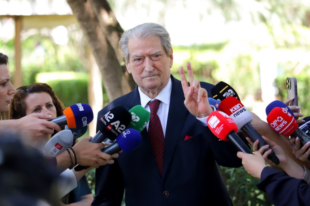 Berisha: U ktheva! Nuk kam qenë kurrë non-grata në SHBA, ka pasur vetëm një ndalim hyrje. Kam pasur komunikim zyrtar